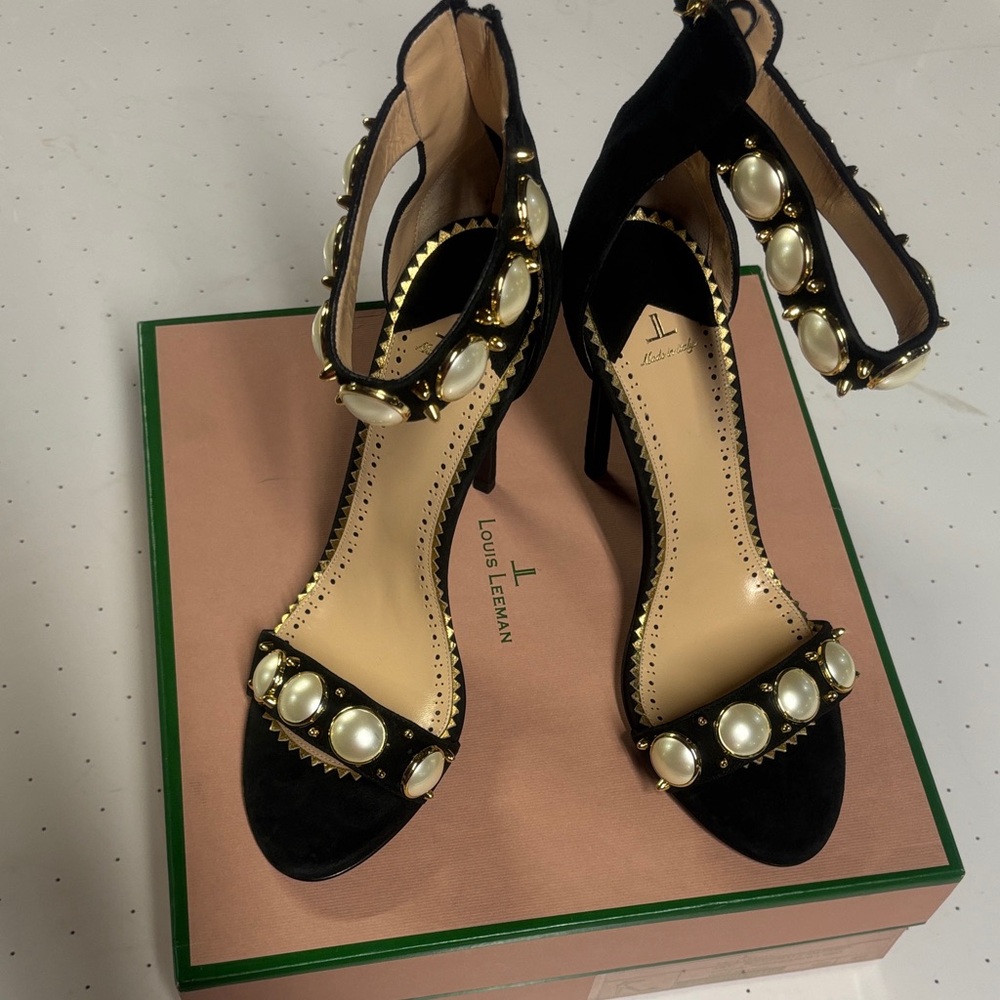 Louis Leman, MWT, size 10 bought at Saks Fifth Avenue